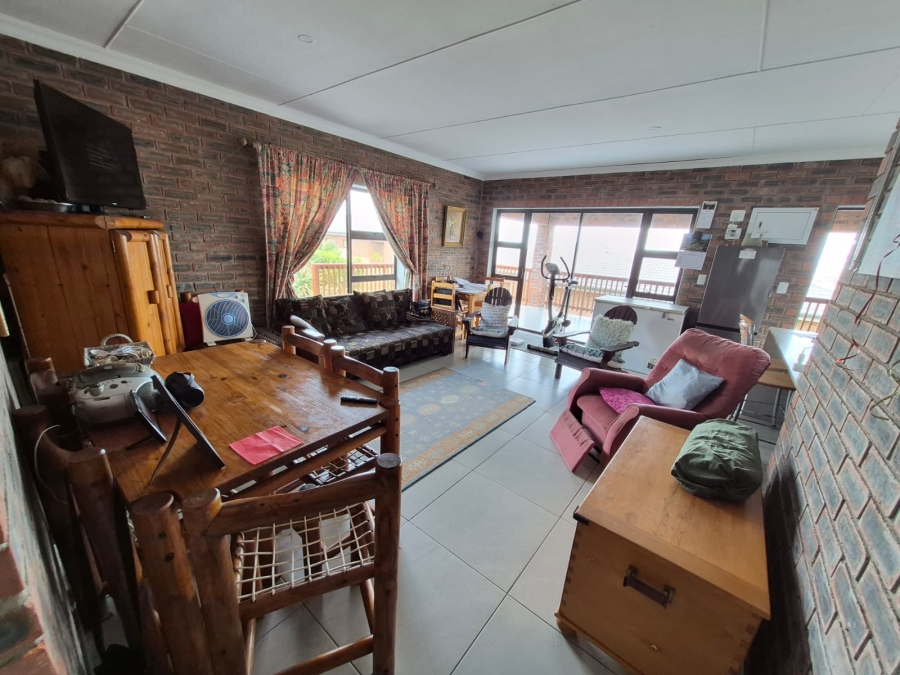 7 Bedroom Property for Sale in Dana Bay Western Cape